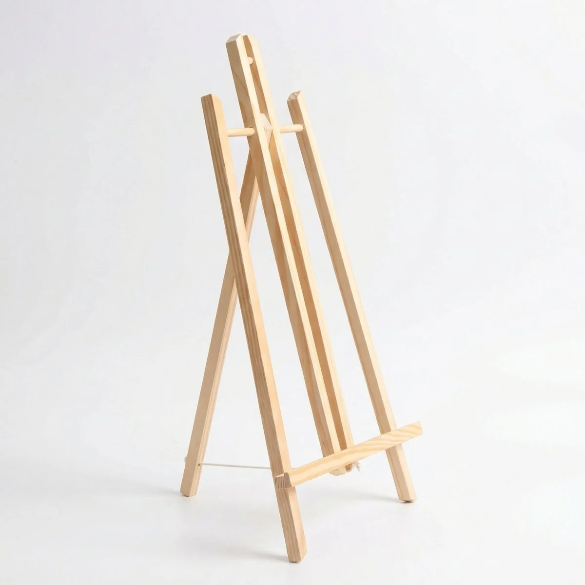 Natural Wood Easel (Free Gift)